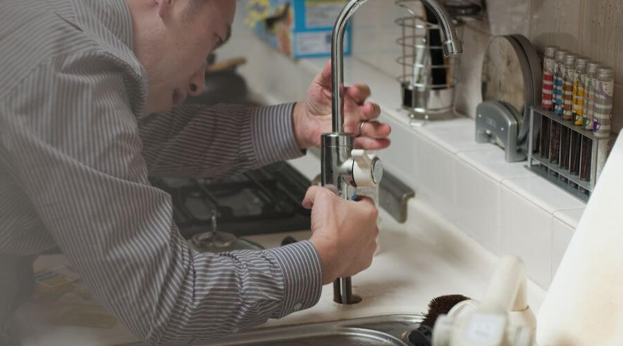 Local annual plumbing maintenance in Windom, KS